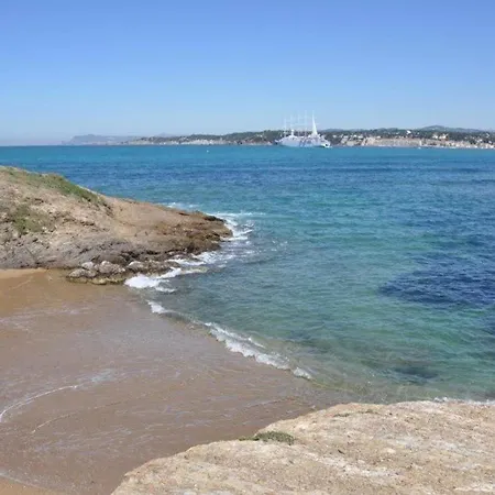 Apartment T3 Climatise Avec Wi-fi, Parking, Piscine Et Tennis - 200 M Des Plages Et Commerces - Fr-1-316-95 Six-Fours-les-Plages