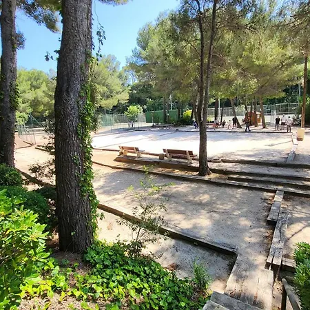 T3 Climatise Avec Wi-fi, Parking, Piscine Et Tennis - 200 M Des Plages Et Commerces - Fr-1-316-95 Six-Fours-les-Plages