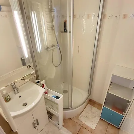 T3 Climatise Avec Wi-fi, Parking, Piscine Et Tennis - 200 M Des Plages Et Commerces - Fr-1-316-95 Apartment Six-Fours-les-Plages
